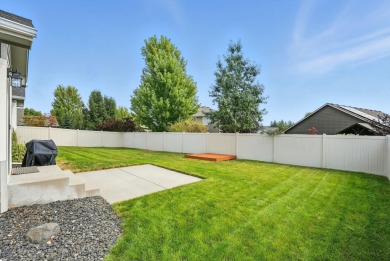 This charming Greenstone built 4-bed, 2-bath home sits on a on Eagle Ridge Golf Course in Washington - for sale on GolfHomes.com, golf home, golf lot