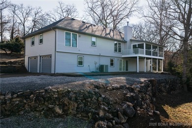 Charming home in well-kept Neighborhood with a Community Dock on Sycamore Creek Golf Club in Missouri - for sale on GolfHomes.com, golf home, golf lot