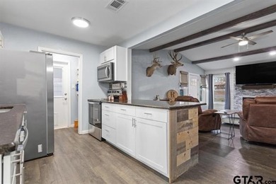 Welcome to this adorable, move-in-ready home on a large lot in on Hide-A-Way Lake Golf Course in Texas - for sale on GolfHomes.com, golf home, golf lot