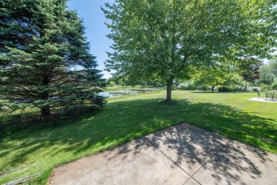 Trapper Woods Condo at Canadian Lakes.  High demand property on Canadian Lakes Country Club-The Pines Course in Michigan - for sale on GolfHomes.com, golf home, golf lot
