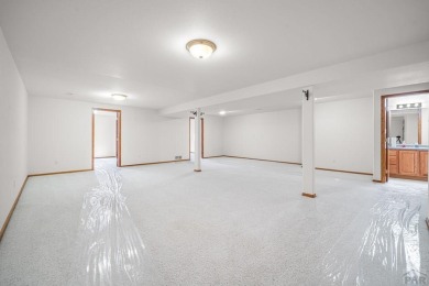Spacious 5-Bedroom Home in Pueblo West Golf Course Area - on Desert Hawk At Pueblo West in Colorado - for sale on GolfHomes.com, golf home, golf lot