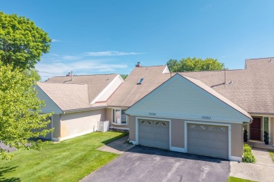 Trapper Woods Condo at Canadian Lakes.  High demand property on Canadian Lakes Country Club-The Pines Course in Michigan - for sale on GolfHomes.com, golf home, golf lot