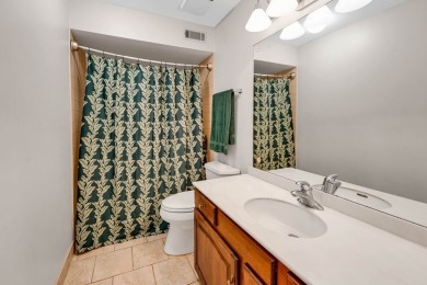 Welcome to this spacious and inviting 3-bedroom, 2-bath on Oak Hills Country Club in Illinois - for sale on GolfHomes.com, golf home, golf lot