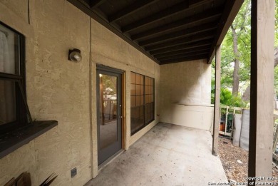 Welcome to your charming home in this delightful one-bedroom on Woodlake Golf Club in Texas - for sale on GolfHomes.com, golf home, golf lot