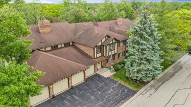 Welcome to this spacious and inviting 3-bedroom, 2-bath on Oak Hills Country Club in Illinois - for sale on GolfHomes.com, golf home, golf lot