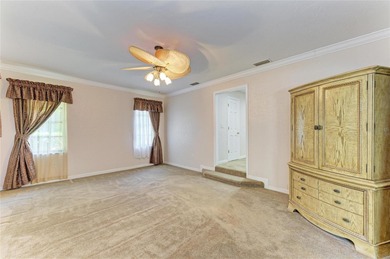 Under contract-accepting backup offers. If outdoor living tops on University Park Country Club in Florida - for sale on GolfHomes.com, golf home, golf lot