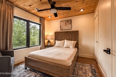 When you think short-term rental, you should think fun on Sevierville Golf Club in Tennessee - for sale on GolfHomes.com, golf home, golf lot