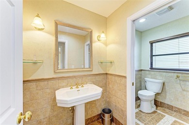 Under contract-accepting backup offers. If outdoor living tops on University Park Country Club in Florida - for sale on GolfHomes.com, golf home, golf lot