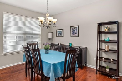 Beautifully maintained, move-in ready home featuring neutral on Carillon Lakes 3 Hole Course in Illinois - for sale on GolfHomes.com, golf home, golf lot