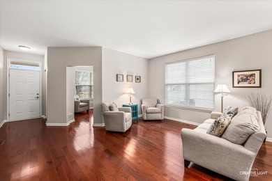 Beautifully maintained, move-in ready home featuring neutral on Carillon Lakes 3 Hole Course in Illinois - for sale on GolfHomes.com, golf home, golf lot