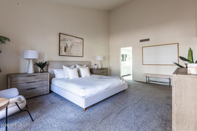 Amazing location on the Arizona Biltmore Golf course. This 4 on Arizona Biltmore Golf and Country Club in Arizona - for sale on GolfHomes.com, golf home, golf lot