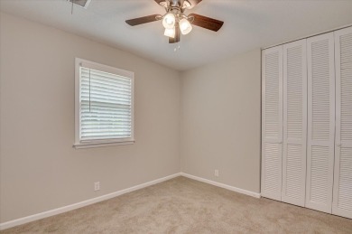 Welcome to 986 Campbellton Drive, a spacious and newly updated on The River Golf Club in South Carolina - for sale on GolfHomes.com, golf home, golf lot