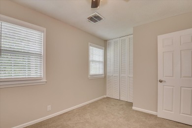 Welcome to 986 Campbellton Drive, a spacious and newly updated on The River Golf Club in South Carolina - for sale on GolfHomes.com, golf home, golf lot