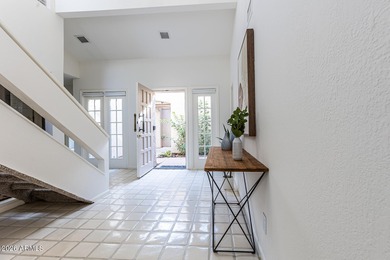 Amazing location on the Arizona Biltmore Golf course. This 4 on Arizona Biltmore Golf and Country Club in Arizona - for sale on GolfHomes.com, golf home, golf lot