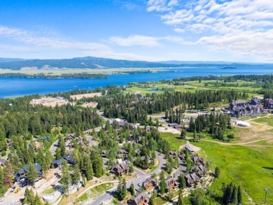 Ski-In/Ski-Out Townhome with the perfect blend of comfort and on Osprey Meadows at Tamarack Resort in Idaho - for sale on GolfHomes.com, golf home, golf lot