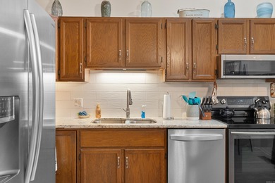 Experience year-round lakeview luxury in this meticulously on DeSoto Golf Course in Arkansas - for sale on GolfHomes.com, golf home, golf lot