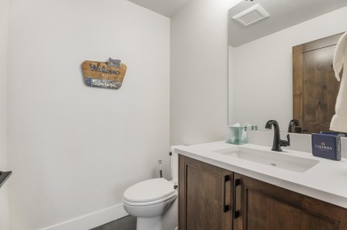 Discover this fully-furnished 4-bedroom mountain retreat in on Sunriver Caldera Springs Golf Course in Oregon - for sale on GolfHomes.com, golf home, golf lot