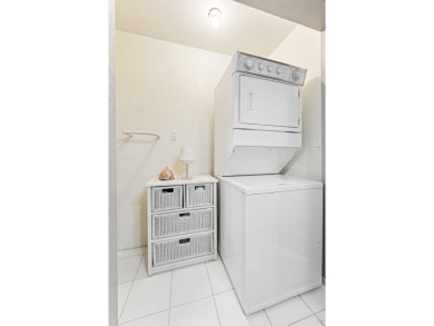 Lindal Cedar Home on the Ocean Shores Golf Course on Ocean Shores Golf Club in Washington - for sale on GolfHomes.com, golf home, golf lot