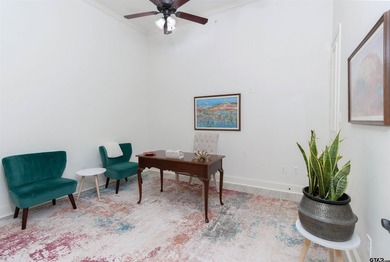 Discover refined living in this elegant 3 bedroom, 2 bath on Cascades Golf Club in Texas - for sale on GolfHomes.com, golf home, golf lot