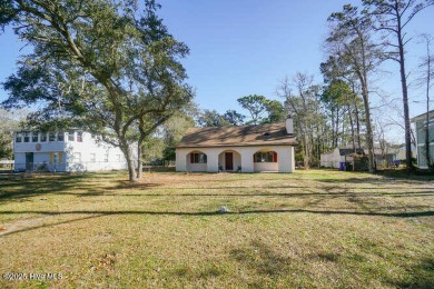 YOUnique home in premium LSV zone!  That's right, the beach on Founders Club At St. James Plantation in North Carolina - for sale on GolfHomes.com, golf home, golf lot