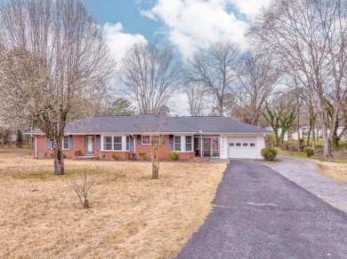 Spacious All-Brick Home on Double Lot in McCulley Subdivision on Dalton Golf and Country Club in Georgia - for sale on GolfHomes.com, golf home, golf lot