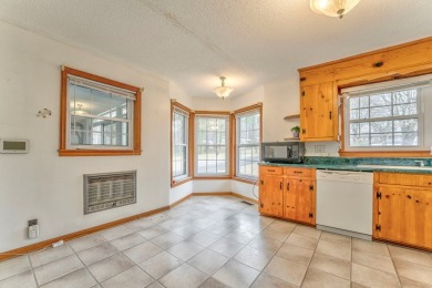 Spacious All-Brick Home on Double Lot in McCulley Subdivision on Dalton Golf and Country Club in Georgia - for sale on GolfHomes.com, golf home, golf lot