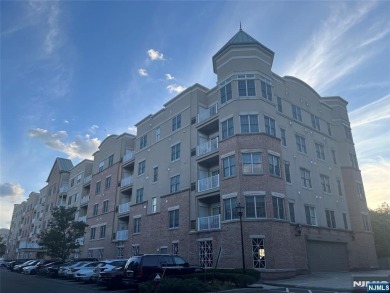 Bright and sunny unit with unobstructed views in 3rd floor. Cozy on Overpeck Golf Course in New Jersey - for sale on GolfHomes.com, golf home, golf lot