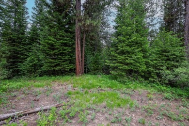 Discover your dream mountain lifestyle on this generous on Whitetail Golf Club in Idaho - for sale on GolfHomes.com, golf home, golf lot