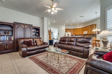 This meticulous 4 BR, 2 Bath, 2 LA, 2487 sq ft home located in on Oakmont Country Club in Texas - for sale on GolfHomes.com, golf home, golf lot