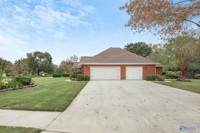 LOCATION! LOCATION!! LOCATION!!! This Rare Gem is JUST ONE BLOCK on Hampton Cove Golf Course in Alabama - for sale on GolfHomes.com, golf home, golf lot