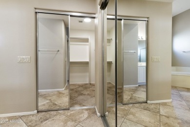 Welcome to this well-maintained 2 bedroom, 2 bath PLUS den 2,022 on Oakwood Golf Club  in Arizona - for sale on GolfHomes.com, golf home, golf lot