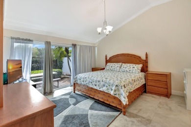 Welcome to this beautifully updated 2-bedroom, 2.5-bathroom on Broken Sound Golf and Club  in Florida - for sale on GolfHomes.com, golf home, golf lot