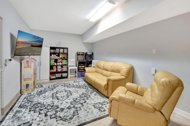 Welcome to this beautifully updated 2-bedroom, 2.5-bathroom on Broken Sound Golf and Club  in Florida - for sale on GolfHomes.com, golf home, golf lot