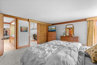 Welcome to this exceptional custom-built contemporary home on Rogue Valley Country Club in Oregon - for sale on GolfHomes.com, golf home, golf lot