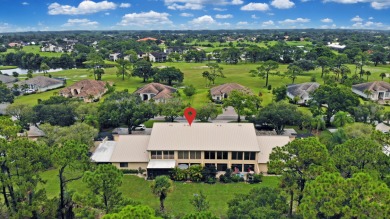 Discover elegance in this beautifully renovated townhome in on Meadowood Golf and Tennis Club in Florida - for sale on GolfHomes.com, golf home, golf lot