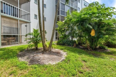 Welcome to Ironwood Golf Community - an all-ages paradise! This on Pinebrook/Ironwood Golf Course in Florida - for sale on GolfHomes.com, golf home, golf lot