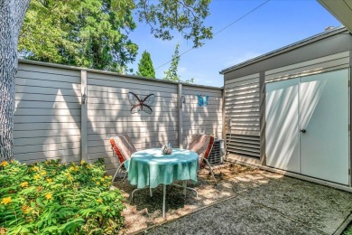 Welcome to this exceptional custom-built contemporary home on Rogue Valley Country Club in Oregon - for sale on GolfHomes.com, golf home, golf lot