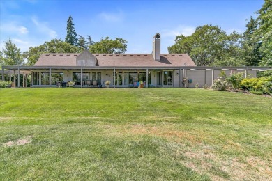 Welcome to this exceptional custom-built contemporary home on Rogue Valley Country Club in Oregon - for sale on GolfHomes.com, golf home, golf lot