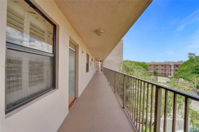 MOTIVATED SELLER!! UNIT CAN BE SOLD FULLY FURNISHED on Sunrise Lakes Phase IV Golf Course in Florida - for sale on GolfHomes.com, golf home, golf lot