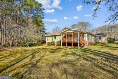 Well maintained primary suite on main/one level ranch home in on Honey Creek Country Club in Georgia - for sale on GolfHomes.com, golf home, golf lot