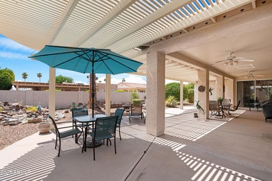 Discover the perfect blend of comfort and elegance in this on Cottonwood Country Club in Arizona - for sale on GolfHomes.com, golf home, golf lot