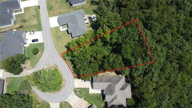 This large lot (.44 ac) on a cul-de-sac has access to SEWER and on Bella Vista - Metfield Golf Complex and Country Club in Arkansas - for sale on GolfHomes.com, golf home, golf lot