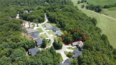 This large lot (.44 ac) on a cul-de-sac has access to SEWER and on Bella Vista - Metfield Golf Complex and Country Club in Arkansas - for sale on GolfHomes.com, golf home, golf lot