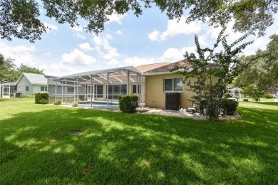 SPECTACULAR POOL HOUSE ON THE GOLF COURSE!  Enjoy the mature on Ocala Palms Golf and Country Club in Florida - for sale on GolfHomes.com, golf home, golf lot