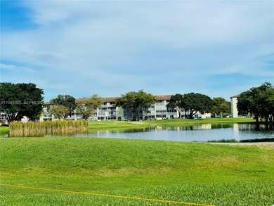 OVERLOOKS GOLF COURSE AND LAKE. FULL SERVICE, RESORT-STYLE on Flamingo Lakes Country Club in Florida - for sale on GolfHomes.com, golf home, golf lot