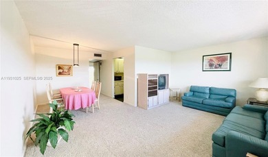 OVERLOOKS GOLF COURSE AND LAKE. FULL SERVICE, RESORT-STYLE on Flamingo Lakes Country Club in Florida - for sale on GolfHomes.com, golf home, golf lot