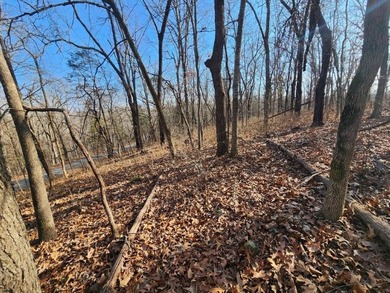 Beautiful lot, located near Lake Windsor with Tweety Bird & on Bella Vista Country Club - Berksdale in Arkansas - for sale on GolfHomes.com, golf home, golf lot