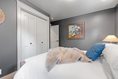 Perfect Vacation Escape - Remodeled and rarely available Golf on  in Idaho - for sale on GolfHomes.com, golf home, golf lot