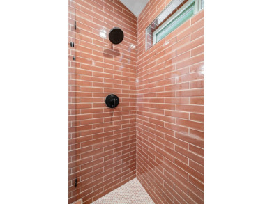 Perfect Vacation Escape - Remodeled and rarely available Golf on  in Idaho - for sale on GolfHomes.com, golf home, golf lot