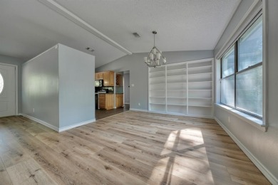 Welcome home to this beautifully maintained 2-bedroom on Hide-A-Way Lake Golf Course in Texas - for sale on GolfHomes.com, golf home, golf lot